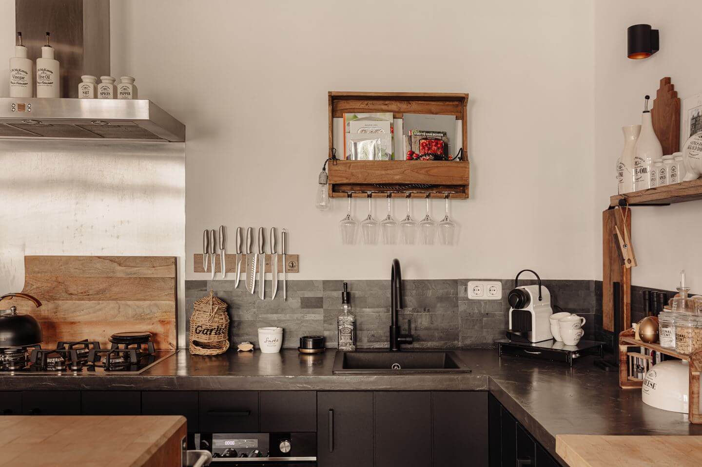 black kitchen