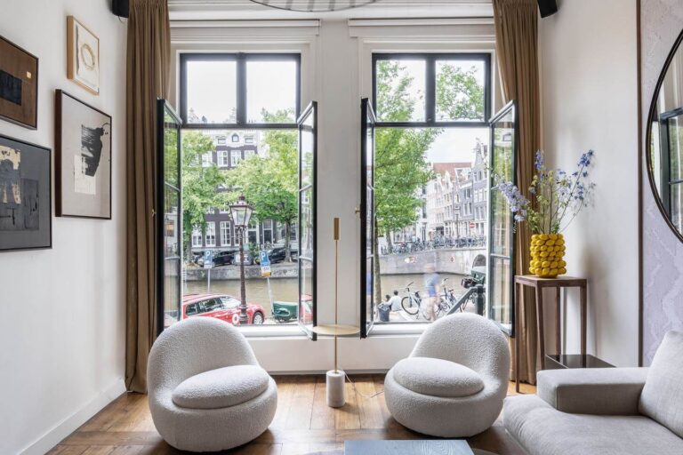 Hotel-Style Interiors in an Amsterdam Canal House - The Nordroom