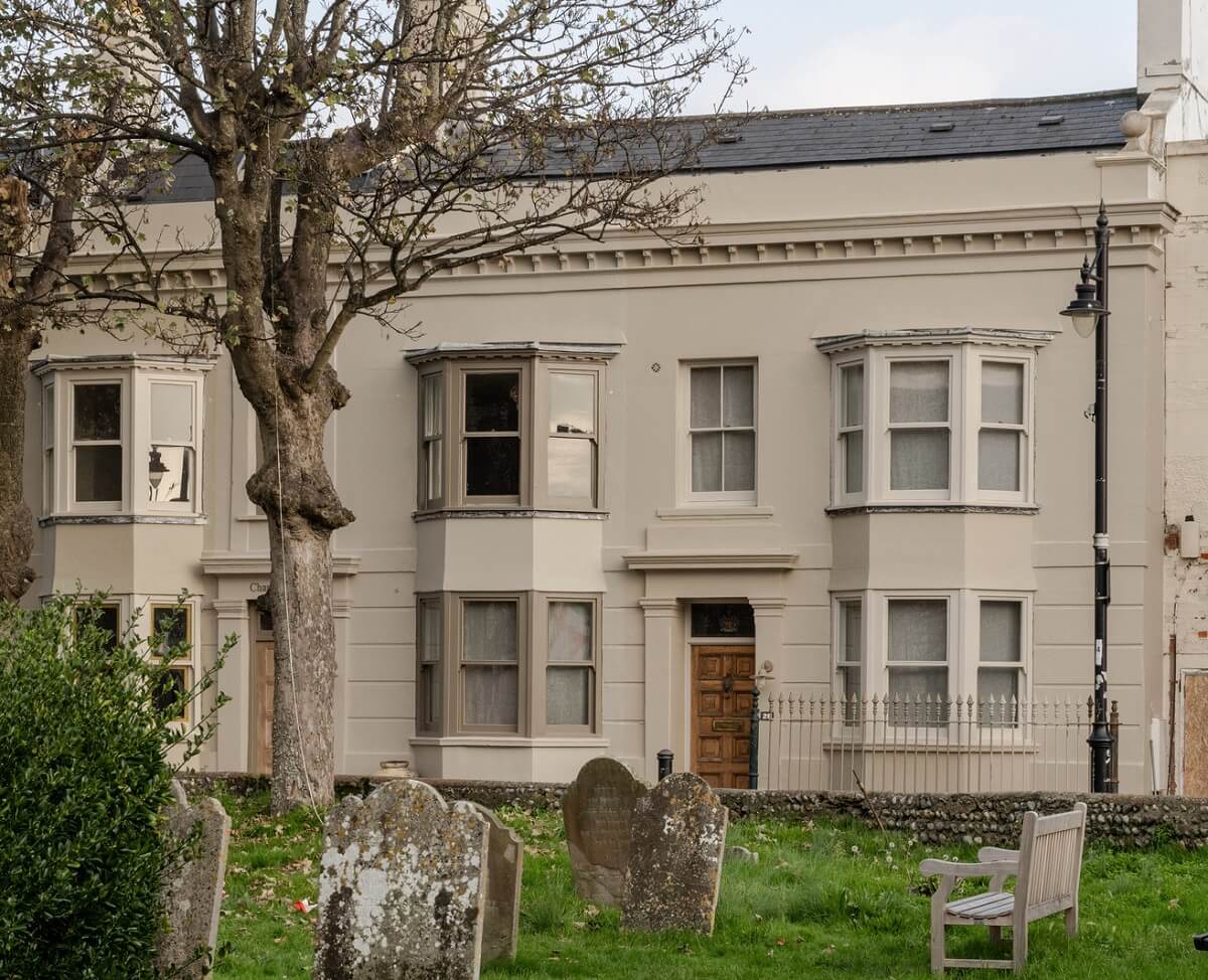 exterior victorian home england