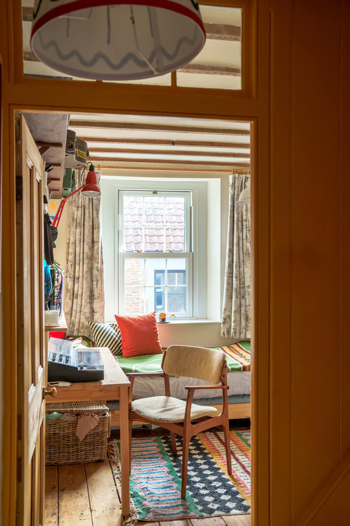 guest room office wooden beams