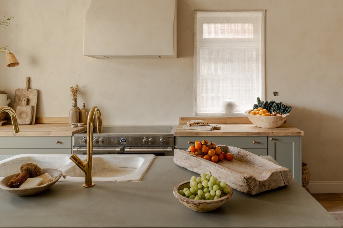 minimalistic kitchen with island