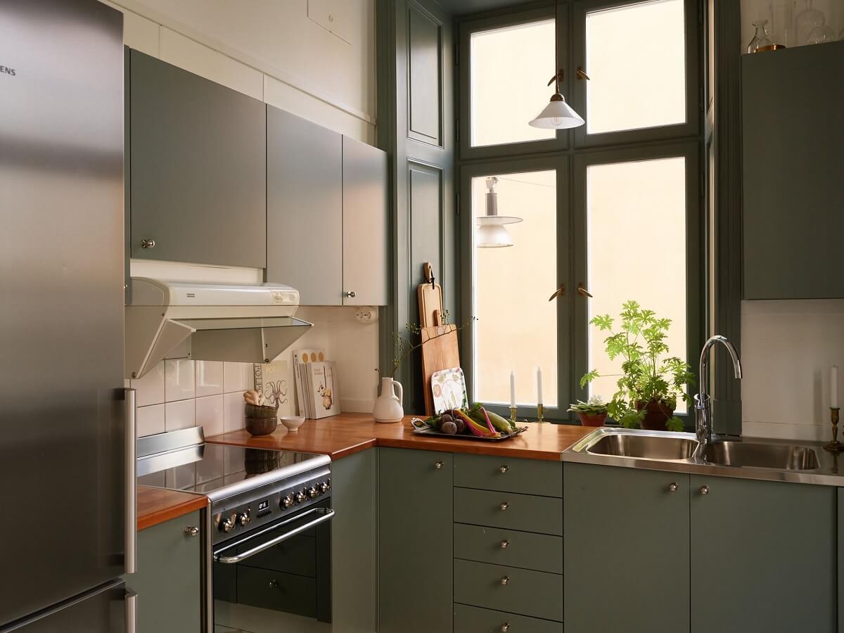 small green kitchen