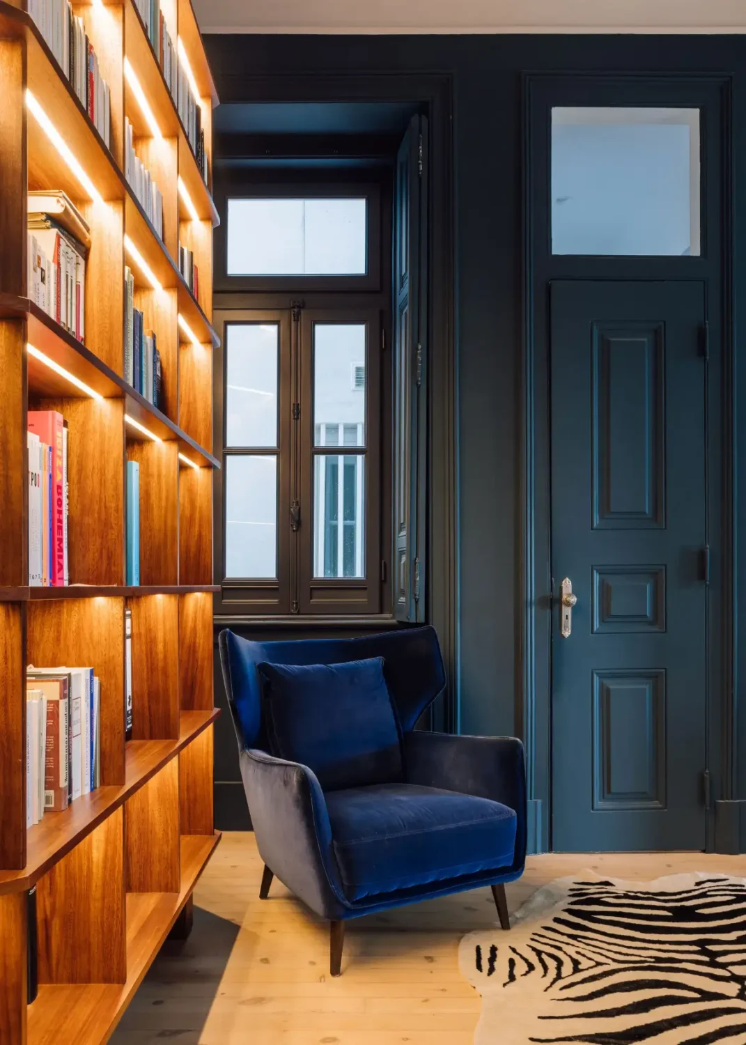 A Luxurious Three-Bedroom Apartment in Lisbon 14 FantasticFrankBraancampLTA0254 b1snyi A Luxurious Three-Bedroom Apartment in Lisbon