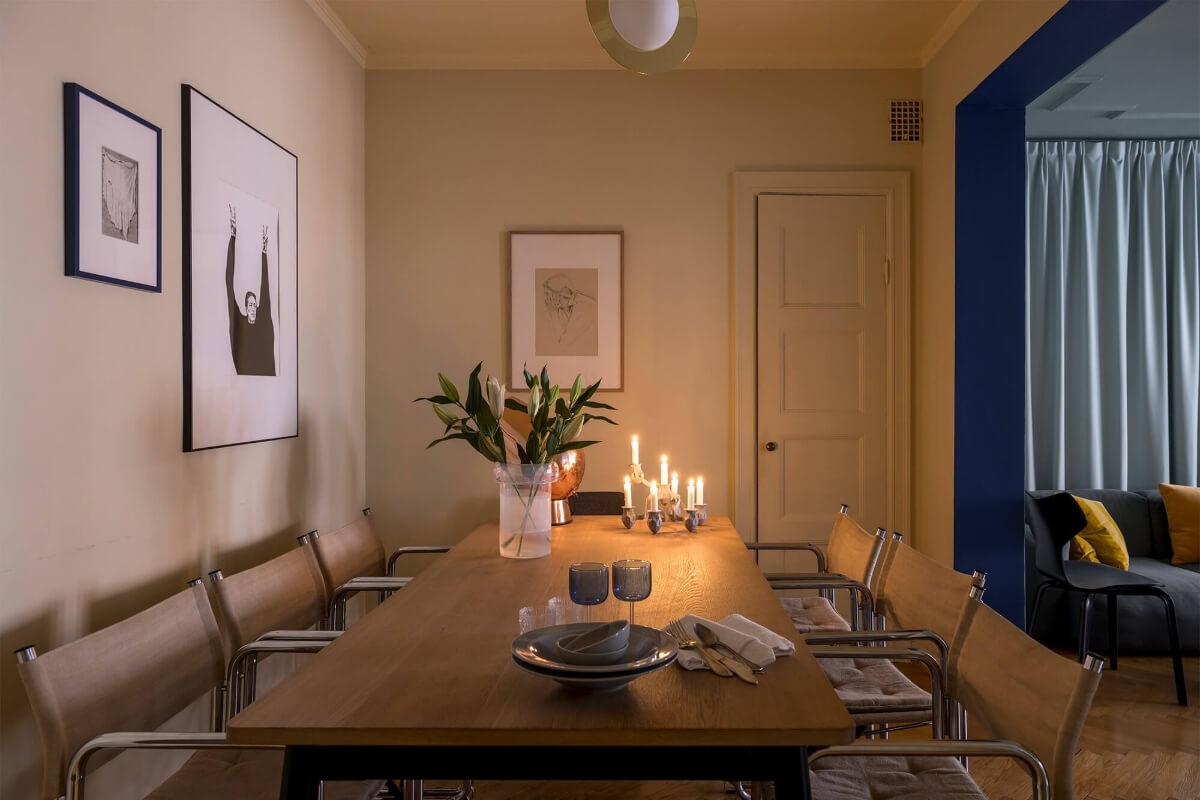 cozy dining room