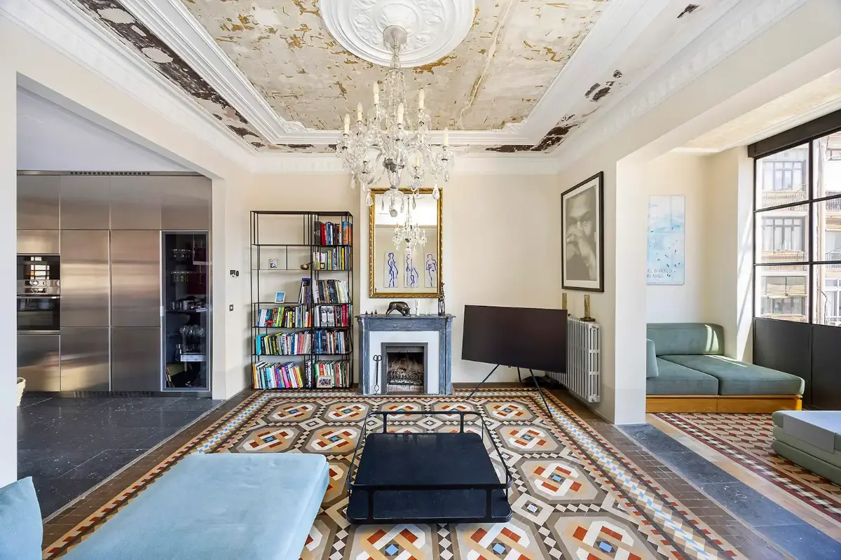 Historic Architecture and Modern Design in a Barcelona Apartment 2 barcelona apartment open plan living space