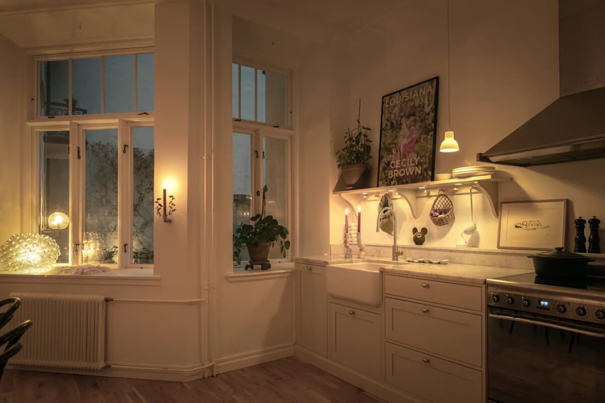 Large Rooms in an Art Nouveau Apartment in Sweden 13 kitchen at night