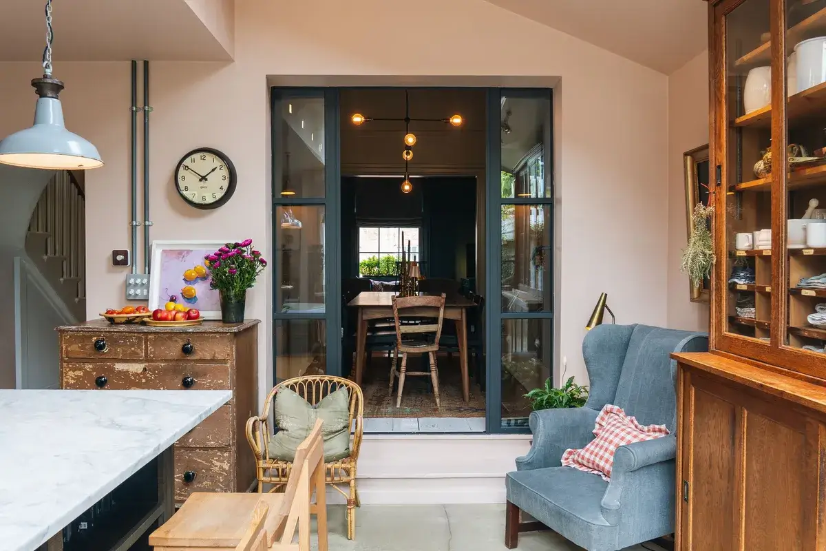 A Renovated Georgian Townhouse with a Stunning Kitchen Extension 16 kitchen view into dining room A Renovated Georgian Townhouse with a Stunning Kitchen Extension