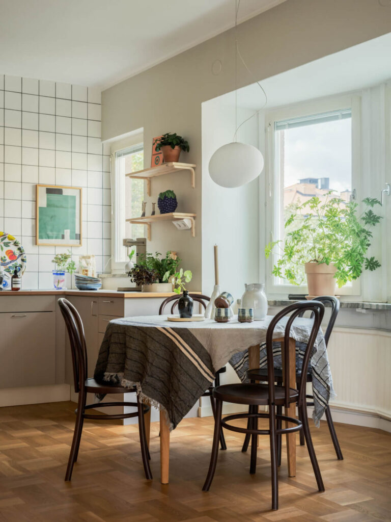 Curated visual reference: Visual Reference: A Swedish 1940S Apartment With Lovely Balcony Views