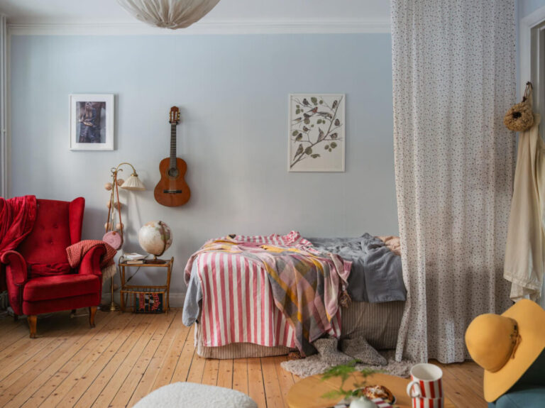 View of A Charming and Light-Filled Studio Apartment in Stockholm - The Nordroom