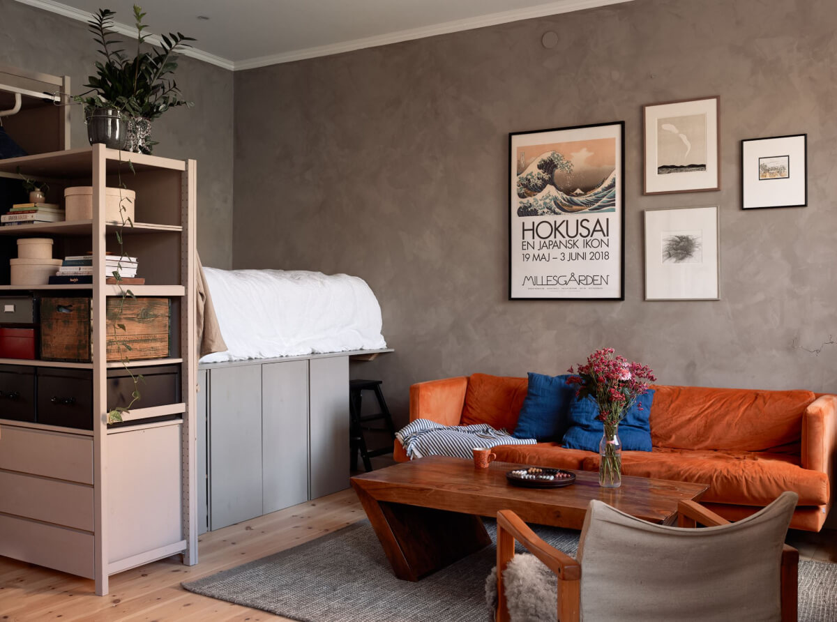 studio apartment raised bed