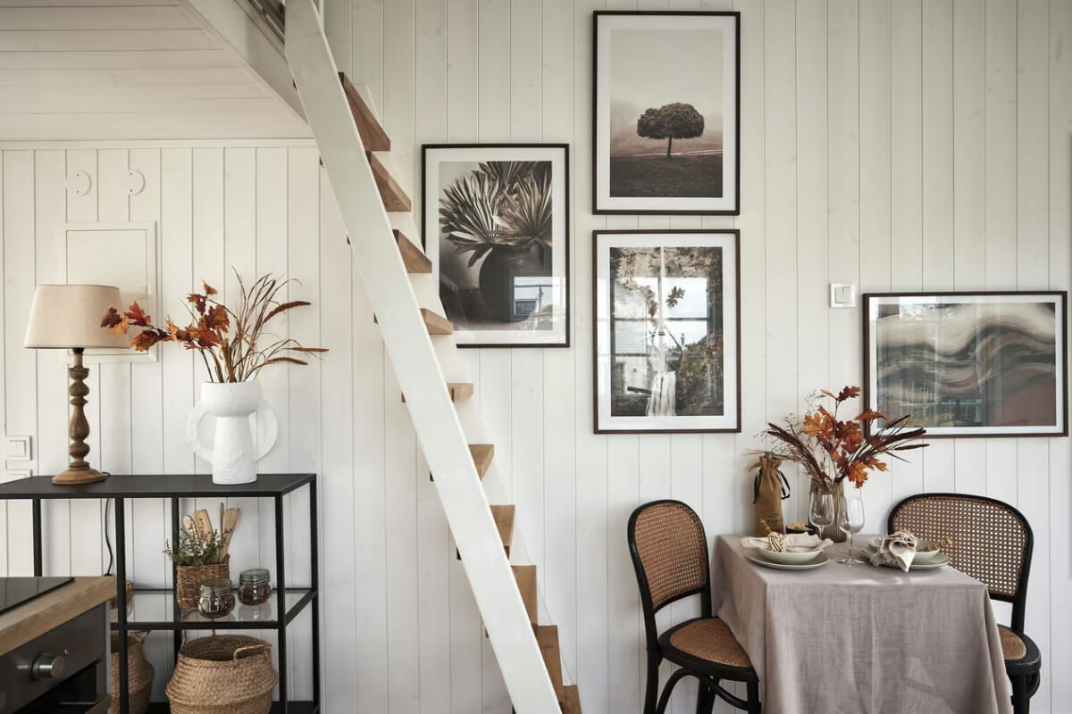 tiny house loft stairs