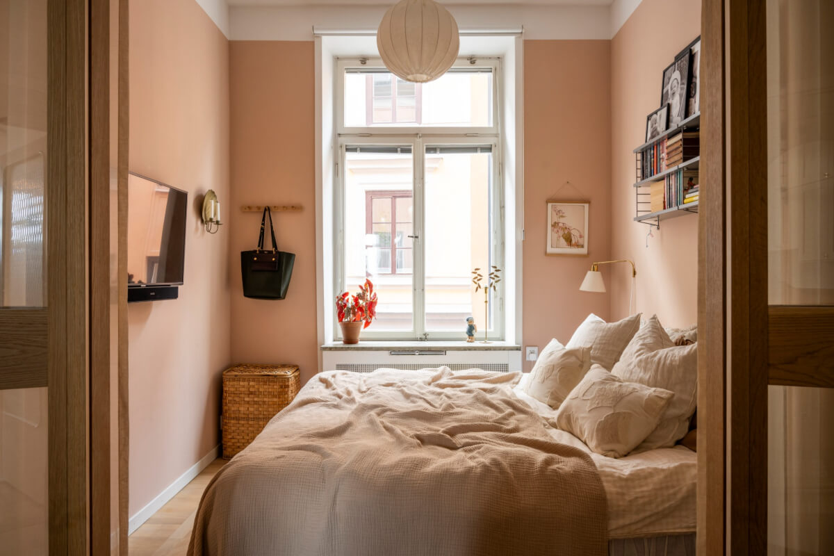 warm light terracotta bedroom