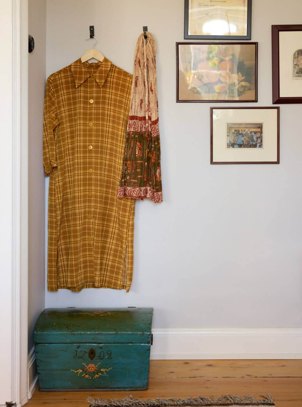bedroom detail
