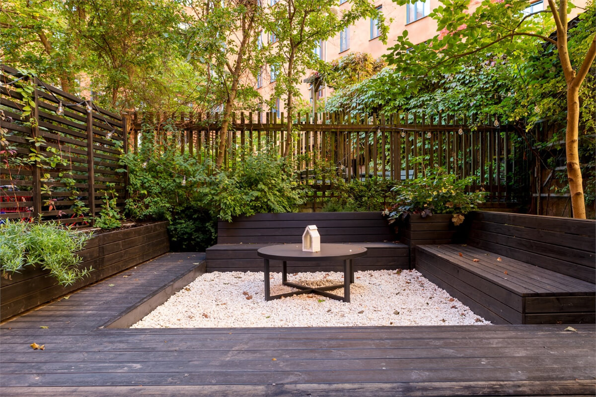 communal courtyard garden A Colorful Basement Duplex Apartment in Stockholm