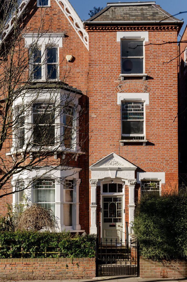 A Light Duplex Apartment in an Arts and Crafts Building 22 entry london home