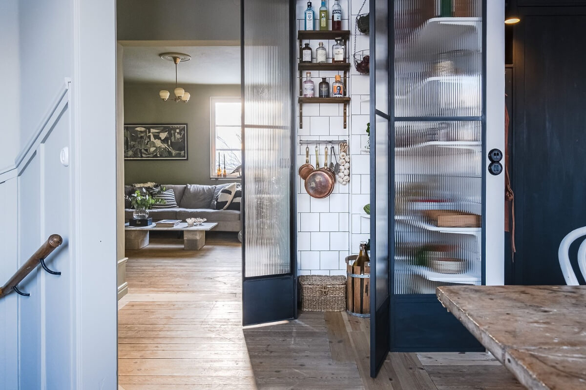 A Charming Duplex Apartment with a Stunning Kitchen 7 industrial pantry