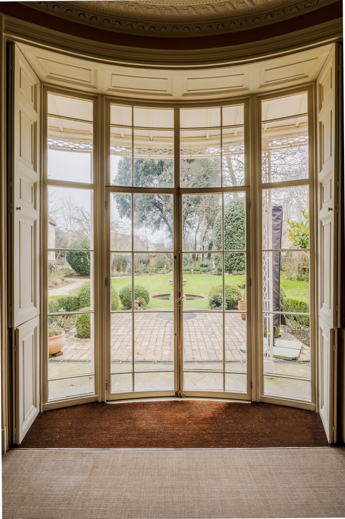 Period Features and Color in a Pretty Georgian House 4 rounded glass doors
