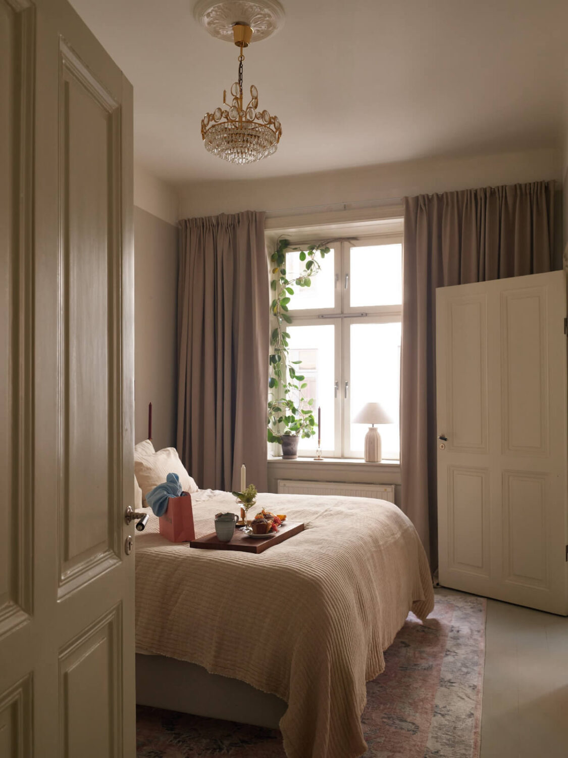 serene light gray bedroom
