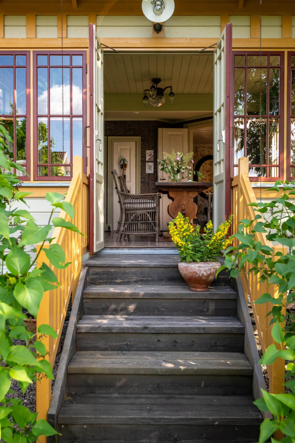 stairs into garden room