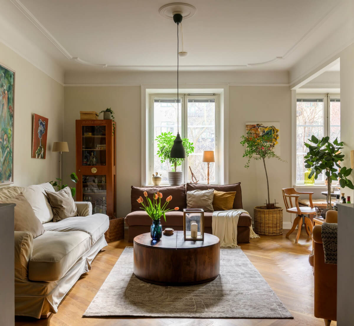 A Cozy Courtyard Apartment with a Brown Bedroom