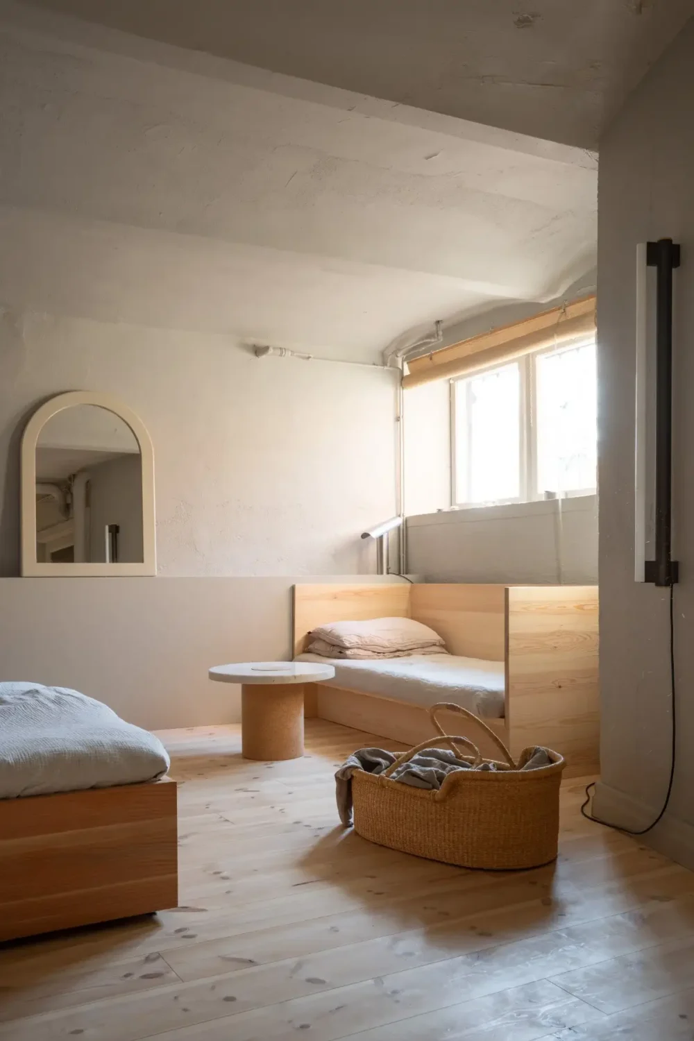 Gray Plaster Walls in a Contemporary Duplex Apartment 16 MEDAEC978BA79514EC9BE09CC00168DFEC2 Gray Plaster Walls in a Contemporary Duplex Apartment