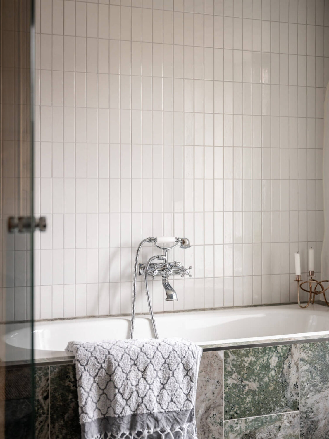 Turn-of-the-Century Charm Meets Modern Comfort in a Swedish House 28 bath tub