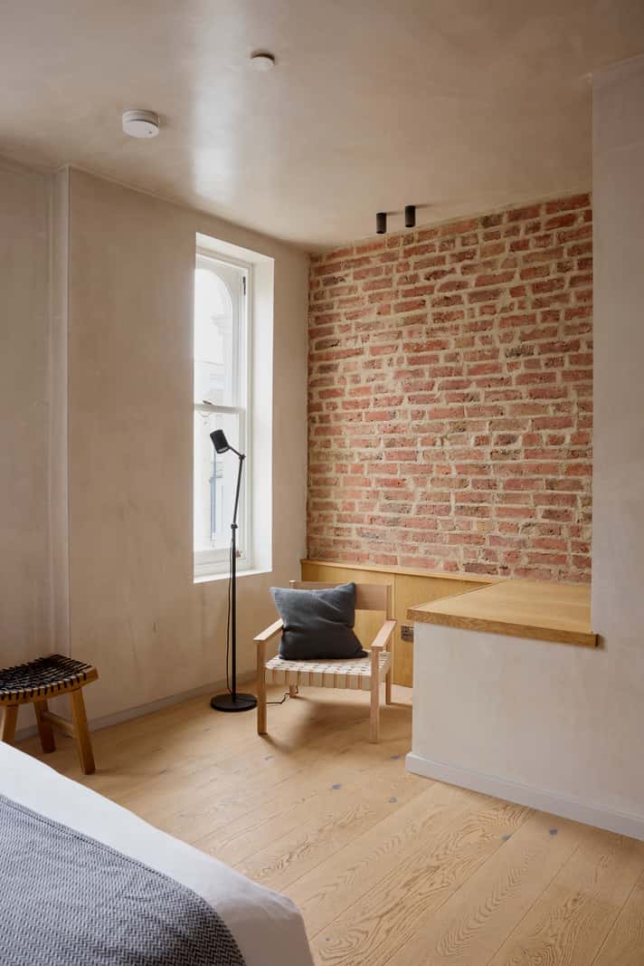 Contemporary Architect-Designed Interiors in a Victorian House 16 bedroom brick wall