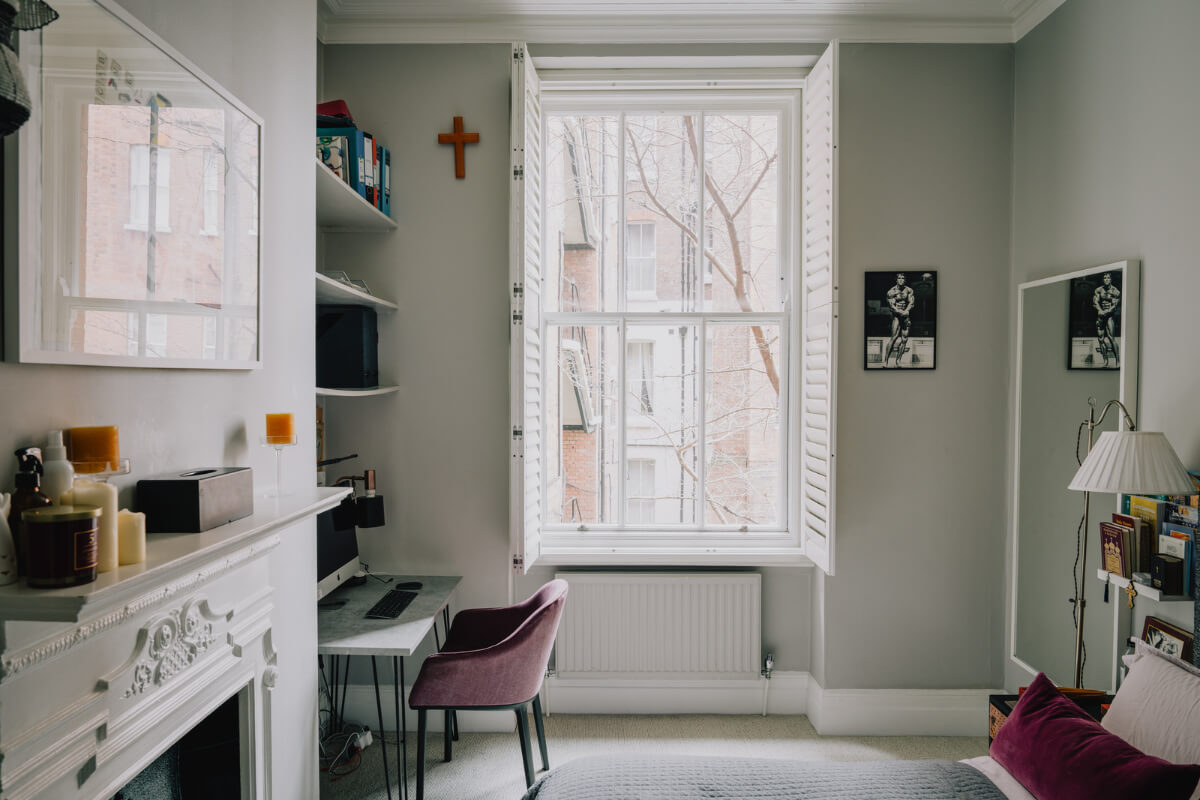 A Stunning Edwardian Apartment with High Ceilings and Period Details 22 bedroom home office large window