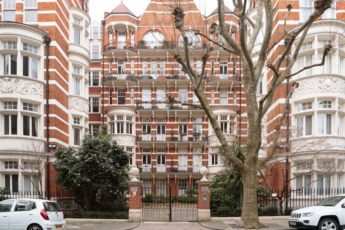 A Stunning Edwardian Apartment with High Ceilings and Period Details 24 exterior london apartment A Stunning Edwardian Apartment with High Ceilings and Period Details