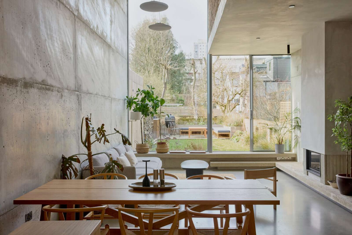 Contemporary Architect-Designed Interiors in a Victorian House 1 glass wall contemporary living space