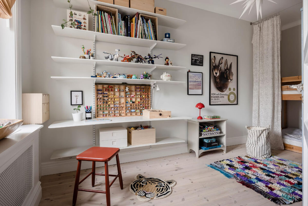 A Light Color Palette in a Stylish Renovated Late 19th Century Apartment 25 kids bedroom bunk beds