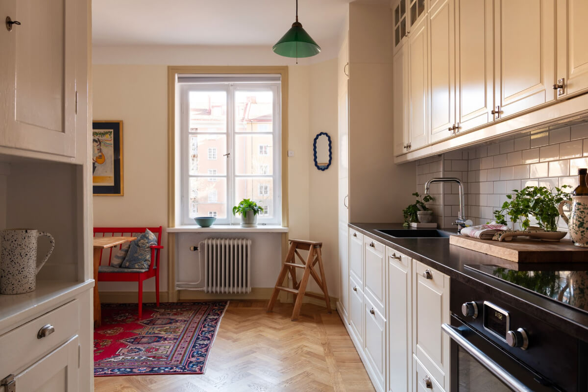 kitchen large window