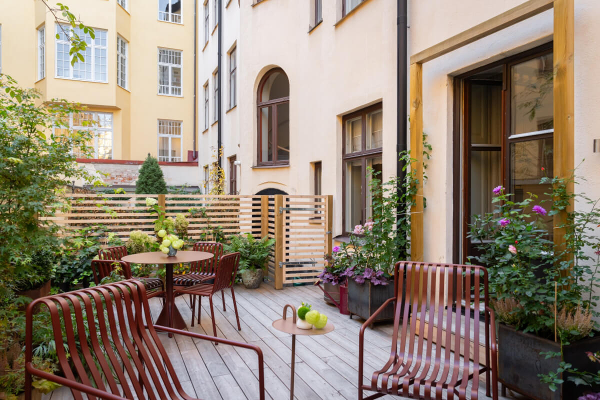 Hotel-Style Interiors in a Late 19th Century Apartment in Stockholm 10 large private terrace stockholm apartment