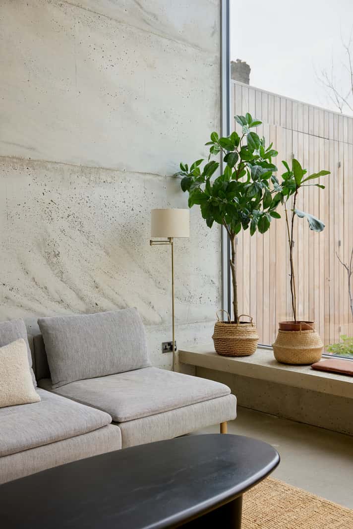 Contemporary Architect-Designed Interiors in a Victorian House 3 living room detail