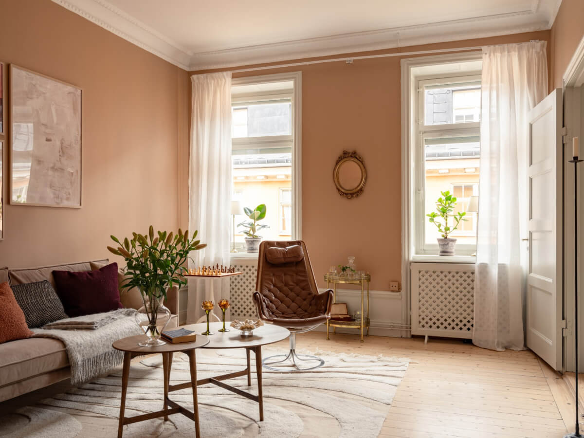 living room earthy beige-pink walls