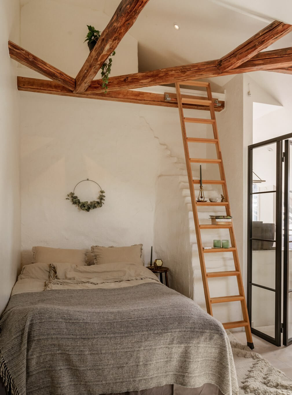 bedroom exposed beams