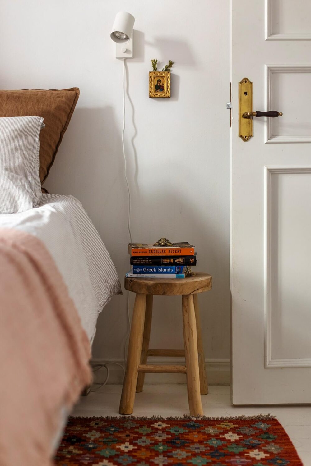 A Bright Family Apartment in Södermalm 16 bedroom nightstand