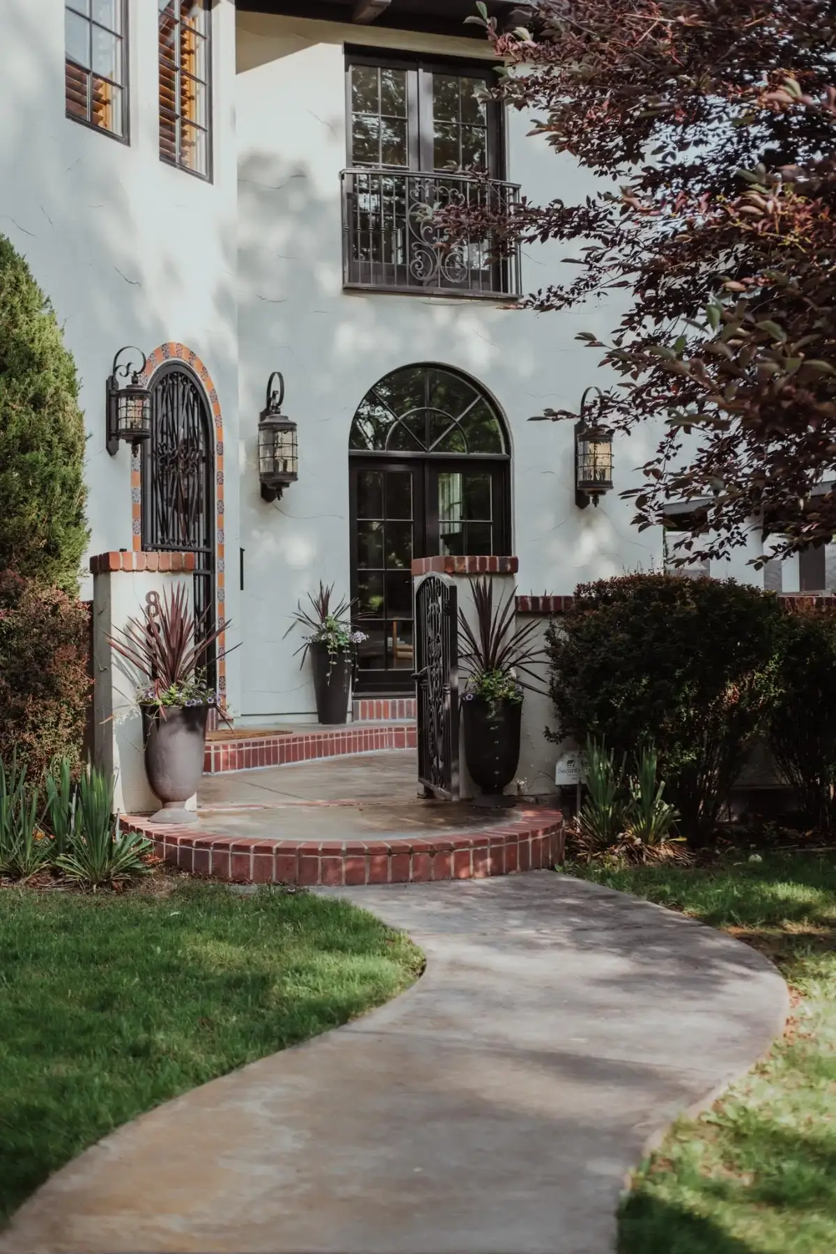 entry spanish style house
