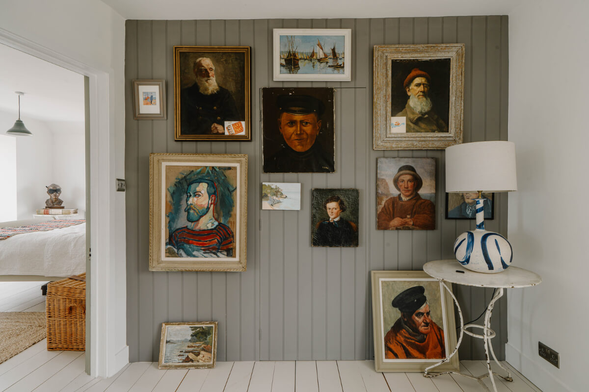 gallery wall