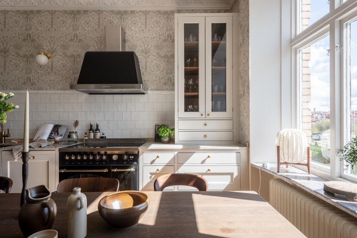 A Stunning Kitchen in a Classic Renovated Turn-of-the-Century Apartment 5 kitchen detail