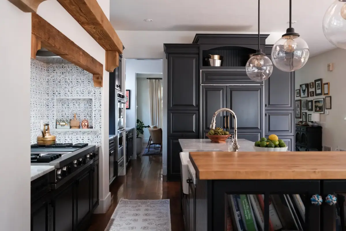 Mediterranean Elegance Meets Modern Living in the Heart of Bonnie Brae 10 kitchen