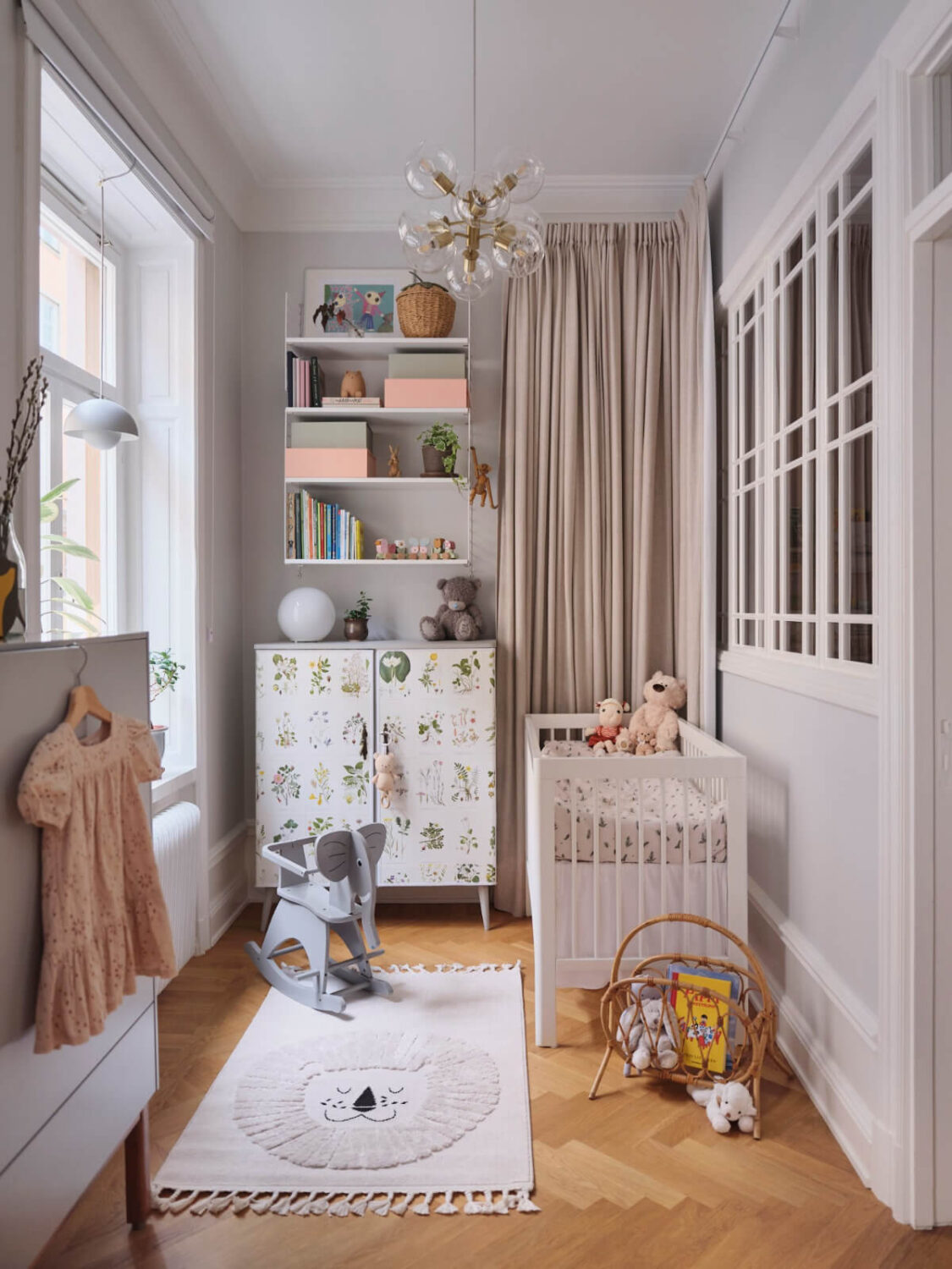 Classic Elements and Light Rooms in a Lovely Family Apartment 10 light gray nursery