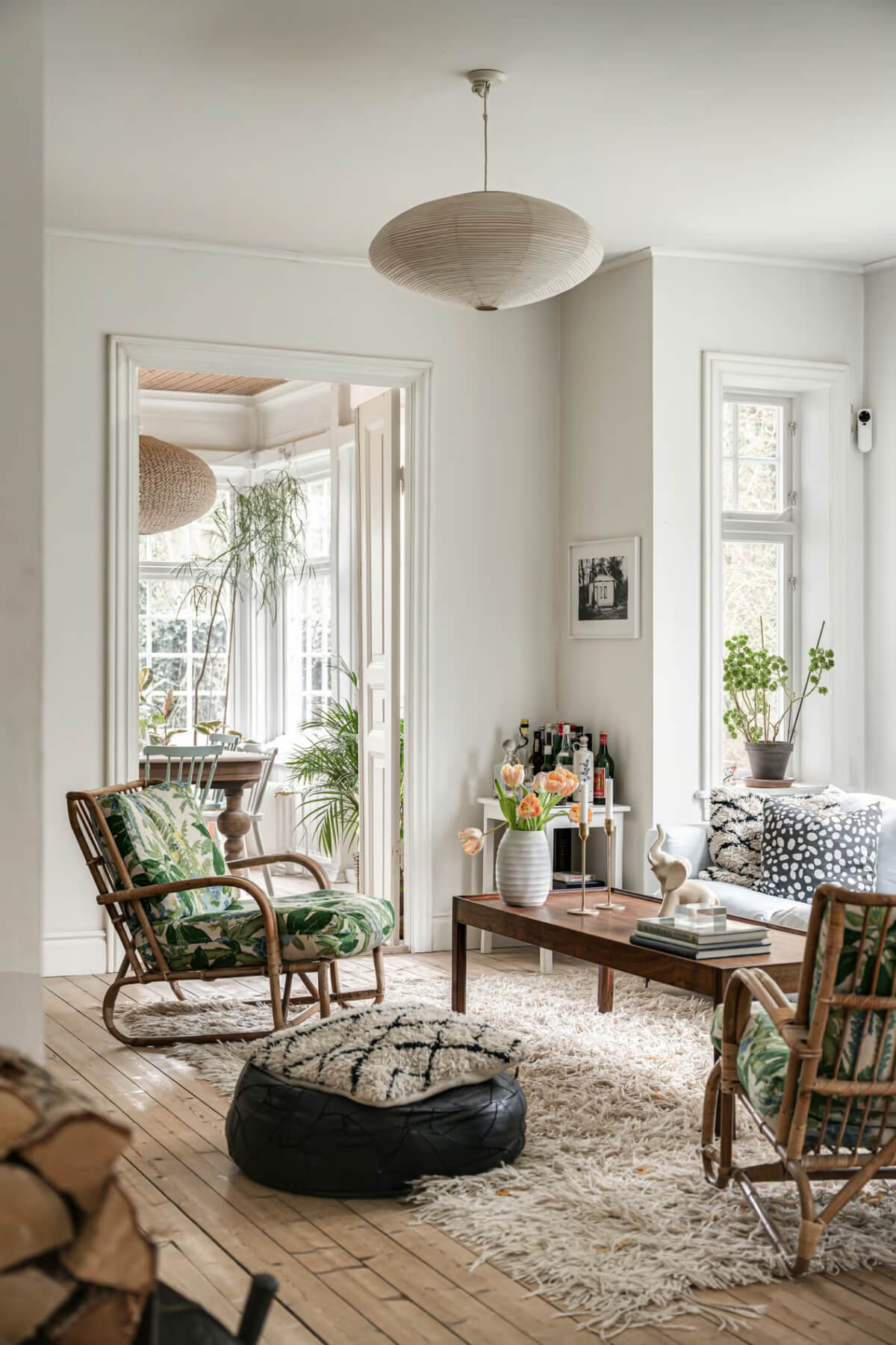 light summerhouse living room wooden floorboards patterns