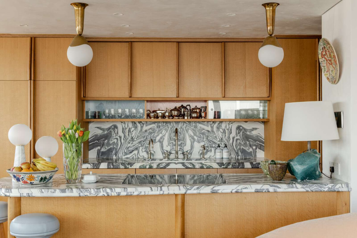 oak kitchen