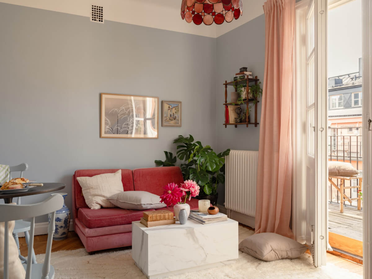 Best of 2025: Studio & Loft Apartments 26 pink and blue studio apartment