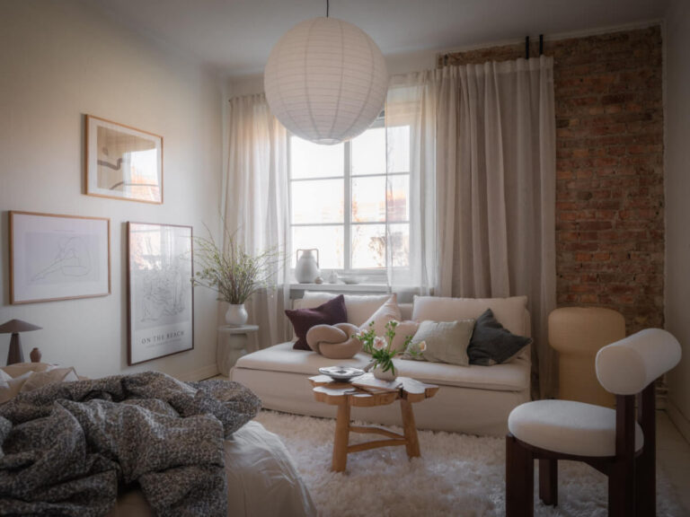 A Light-Colored Studio Apartment with a Cozy Kitchen - The Nordroom