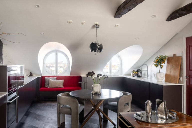 Photo inspiration: Picture Idea: A Stylish Black And White Penthouse Apartment In Stockholm