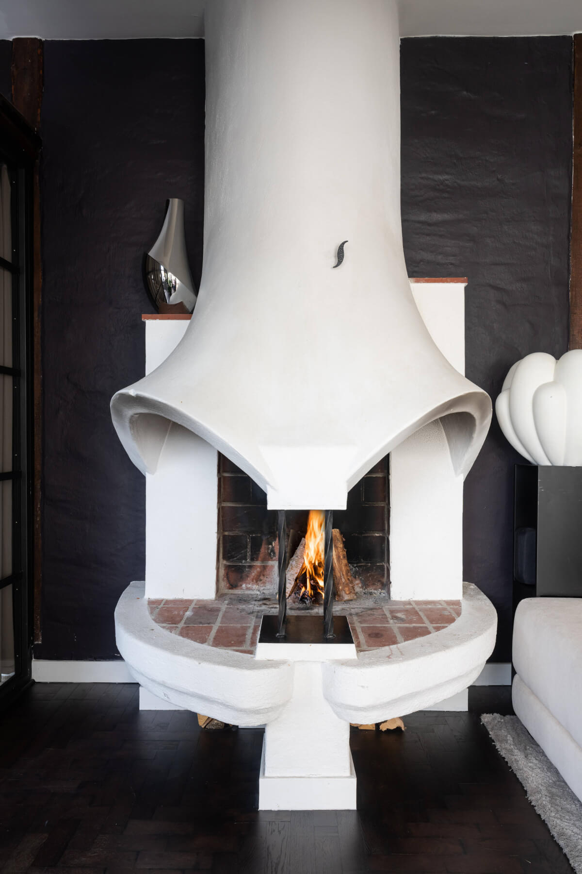 Curated visual reference: Gallery Detail: A Stylish Black And White Penthouse Apartment In Stockholm