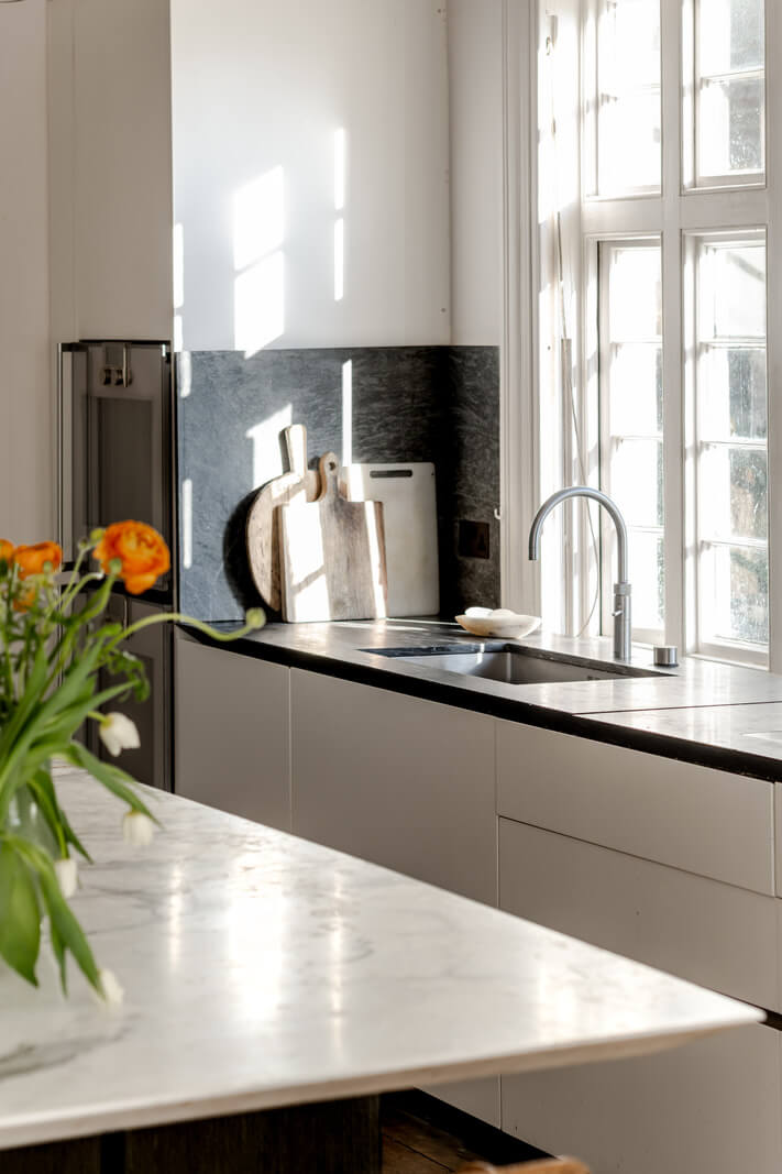 black and white kitchen