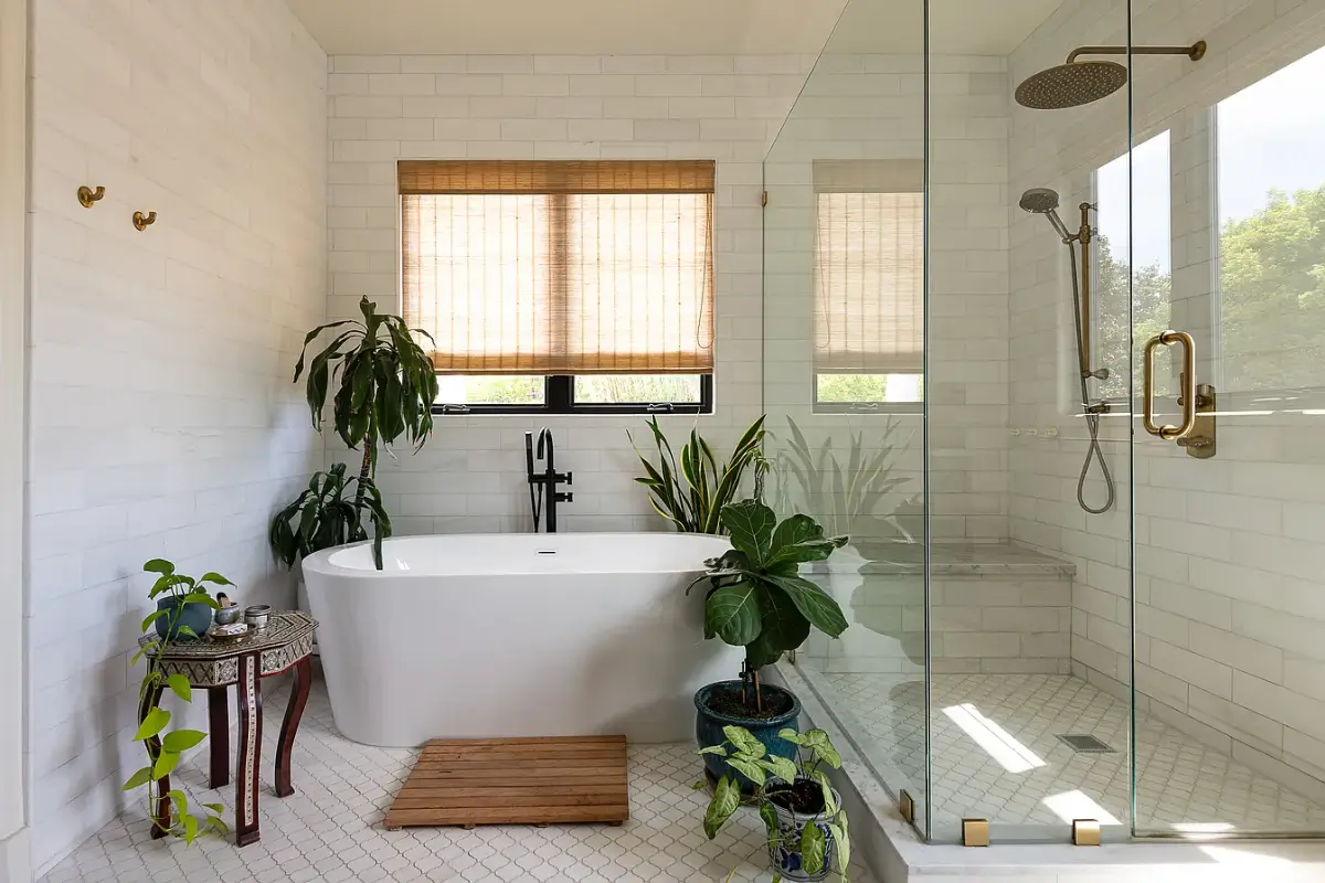 A Creative Sanctuary in Sherman Oaks Designed by Mendy Cheng 21 freestanding bath plants